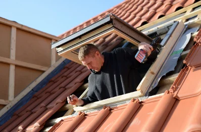 Pose de fenêtres de toit Velux à Bousselange